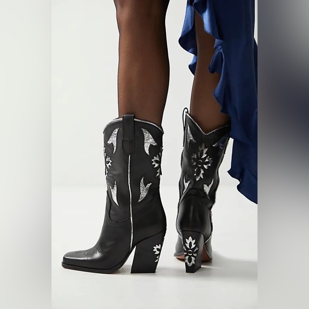 🆕 FREE PEOPLE | SPARKS FLY COWBOY BOOTS | BLACK | SZ: 9